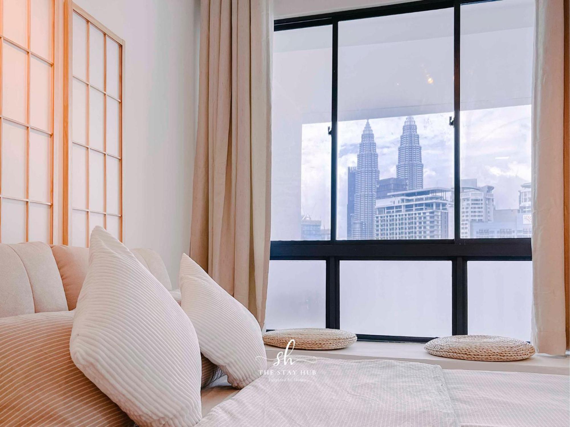 Апартаменты The Luxe Klcc View Sky Pool Куала-Лумпур Экстерьер фото